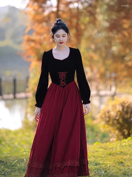 Lässige Kleider Aigyptos Frühling Herbst Winter Maxi Kleid Frauen Vintage Elegant Slim Long Sleeve Black Samt Red Cordwork Verband