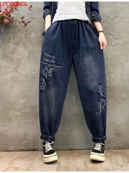 Jeans femminile autunno sciolto elastico ricamato in vita streetwear semplice 2024 Women Wash Denim Ankle Length Pants Harem
