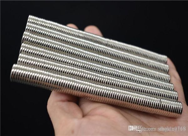 Ucuz Bütün 100 Pcslot Güçlü Nadir Mıknatıslar Dünya Yuvarlak Ndfeb Neodymium Magnet N50 DIA12X12mm Süper Güçlü Whole7661363