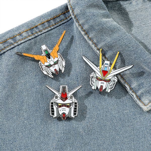 Японский аниме мобильный костюм Gundam Brooch RX-78 Gundam Robot Creative Metal Badge Jewelry