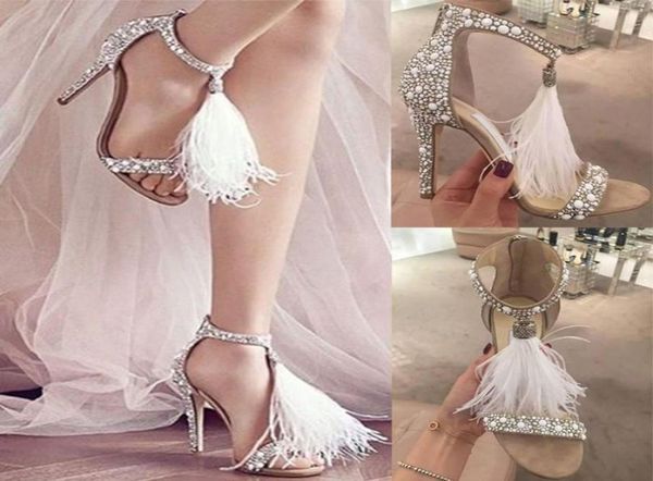 2023 Sexy Feather Women Shoes Shinestone Sandals High Hells Banquet Свадебная мода Кристаллы свадебные туфли с застежкой для застежки -молнии Stilet9609486