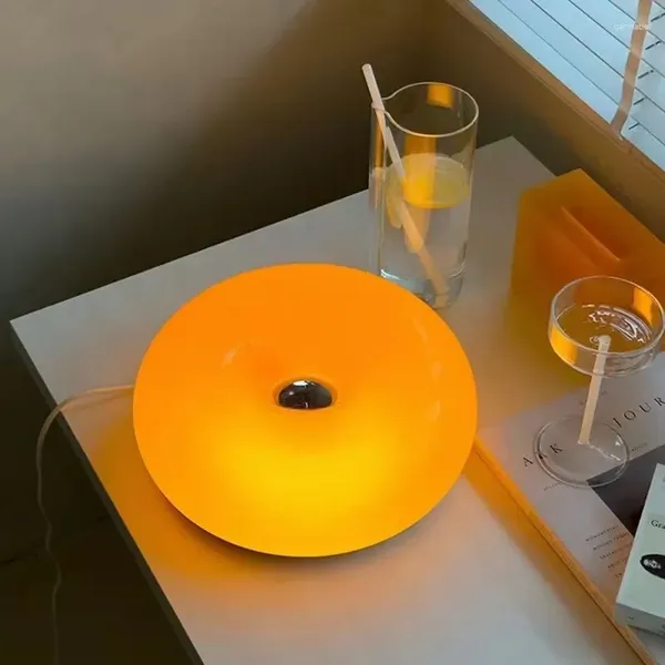 Lampada a parete Vintage LED tavolo francese Art personalizzato Bauhaus Orange Glass decorazioni per la casa luci da letto tocco da letto da letto