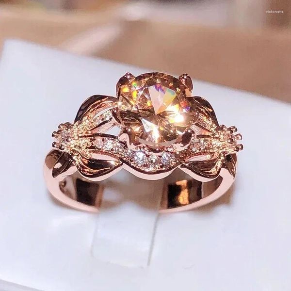 Rings de cluster charme fêmea gem pedra rosa jóia jóia de estilo único anel de noivado de flores Casamento vintage para mulheres em