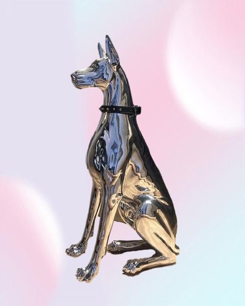 Dekorative Objekte Figuren 1pcs Skulptur Doberman Hund Großgröße Kunst Tierstatuen Figurie Raumdekoration Harz Statue Ornam7193641