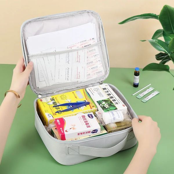 Heimfamilie Erste -Hilfe -Kit -Tasche mit großer Kapazität Medizin Organizer Box Aufbewahrungstasche Überleben Notfall leerer Portablelarge Kapazität Medizin Organisator