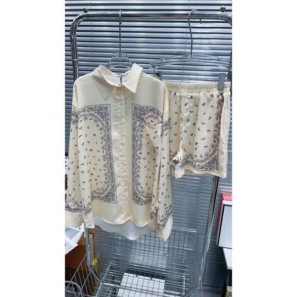 Damenanzüge Blazer CE23 Herbst/Winterstil Mode ethnisch bedrucktes Hemd+Straight Shorts Set zwei Stücke