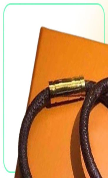 Bracelets Designer de alta qualidade Classic Plaid Leather Mulheres e homens Metal Lock Head Gold Magnetic Bracelet Fashion SIM4724007