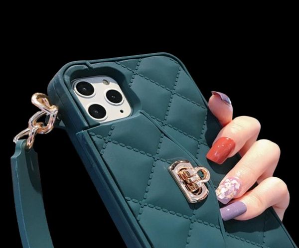 Casos de telefone de designer de luxo iPhone x Casos de carteira para iPhone xs max xr 8 7 Plus bolsa de bolsa com strap chilleira longa6606243