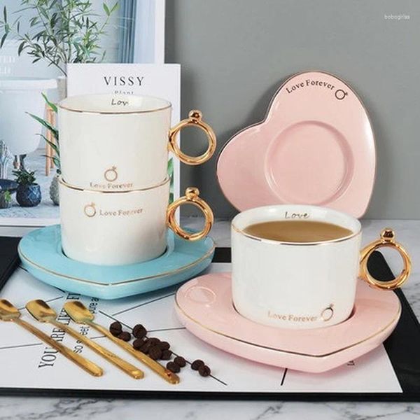 Tassen Untertassen herzförmige Kaffee -Set Tasse und Teller Keramik Küchenzubehör Milchbehälter Glas