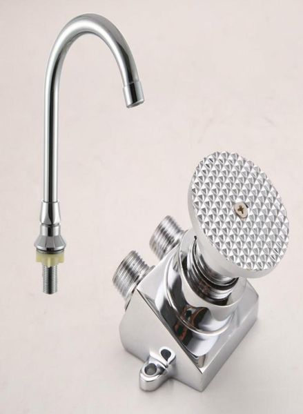 Offerta speciale Promozione Chrome Brass Torneira Faucet Hongjing Tipo di pedale medico Switch Basin Basin Laboratorio 6522319