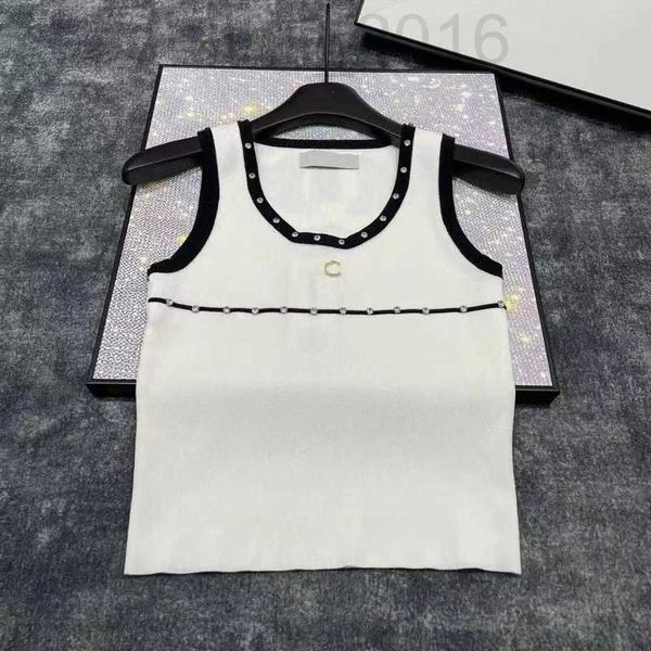 Tanques femininos Camis Designer 2024 Primavera/verão novo xiaoxiang estilo preto e branco no pescoço redondo tampa de malha para fit slim fit sem mangas diamante e4pp