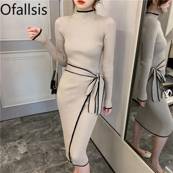 Abiti da festa Ofallsis Turtleneck Underlay Waist Slim Temperament Abito lungo 2024 Autumn Inverno Light Mature Masceli a maglia