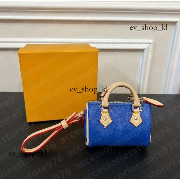 Lousis Vouton Bag Cardbag Mini Cilindro Pillow Bag Keychain Wallet Women Purse Acessórios Multicolor Solter Presente 225 LouiseviutionBag Mini Bag 81