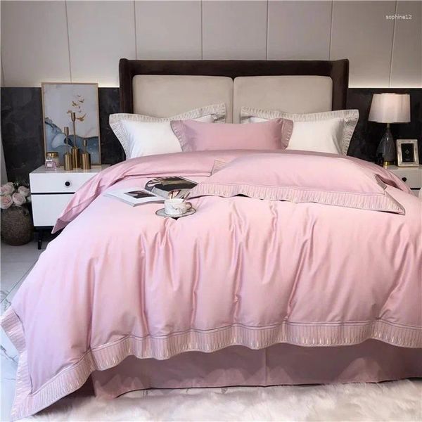 Bettwäsche-Sets 2024 High-End-leichter Luxusstil Langstufe Baumwolle Vierköpfige Sate Pure Sate Stickerei Quilt Pinkfarbe