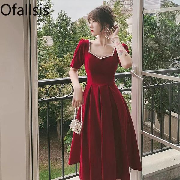 Abiti da festa Ofallsis French Style French Abbigliamento tostatura 2024 Bride Wedding Red Engagement Square Lecconte Sleeve Lunga sera