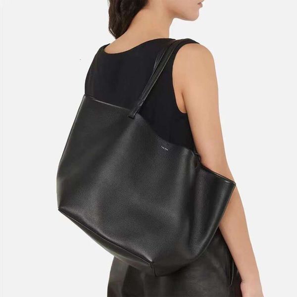 La vendita di borse borsette di borsette di marca vende borse da donna con un tote bag in pelle per il 65% di sconto