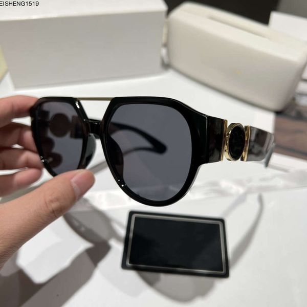 Herren runde Sonnenbrille Schwarz dunkelgrau polarisierte Objektivdesigner Goggle Strand Sonnenbrille Retro kleiner Rahmen Luxus -Design Top -Qualität mit Box