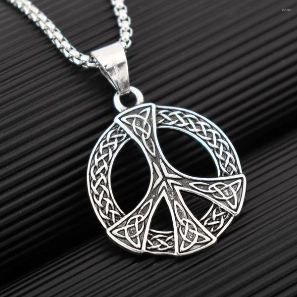 Collane a ciondolo vintage Nordic Celtic Viking Rune Charm La collana maschile Fashion Hip Hop Punk Gioielli Accessori per feste all'ingrosso