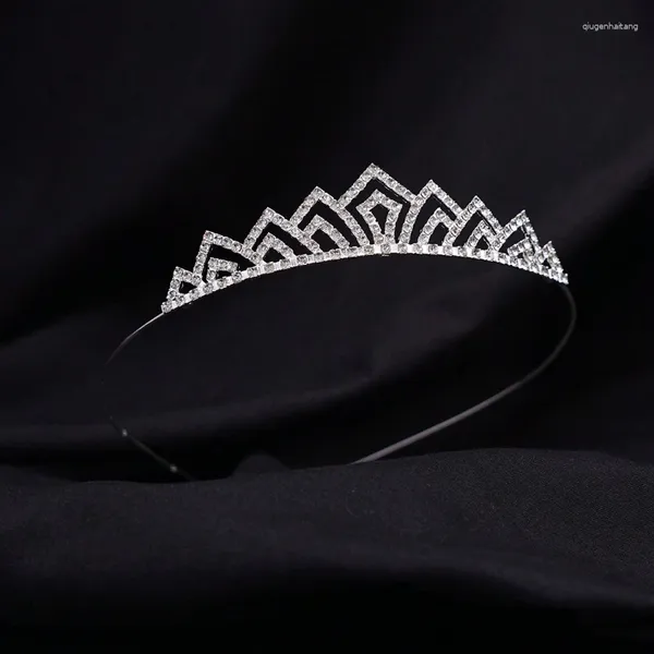 Accessori per capelli 1pc in lega d'argento color montagna a forma di strass dettaglio a corona fascia per il matrimonio di compleanno fatto a mano