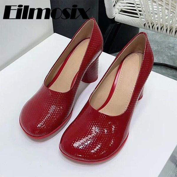 Elbise Ayakkabı Retro Kırmızı Düğün Kadınlar 2024 Şeker Renk Yuvarlak Toe Thunky Topuklar Yüksek Sığ