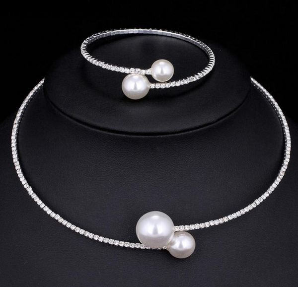 Braut Halskette und Armbänder Accessoires Hochzeit Schmucksets Strass Pearl Formal Bräute Zubehör Armreifen Manschetten Armband N4096651