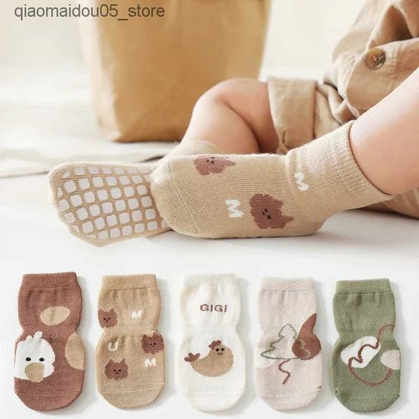 Kinder Socken Neue Herbst- und Winter Cavai Baby Socken Baby Anti Slip Floor Socken Cartoon Enten Baumwollgedruckte Neugeborene und Kinderzubehör Q240413