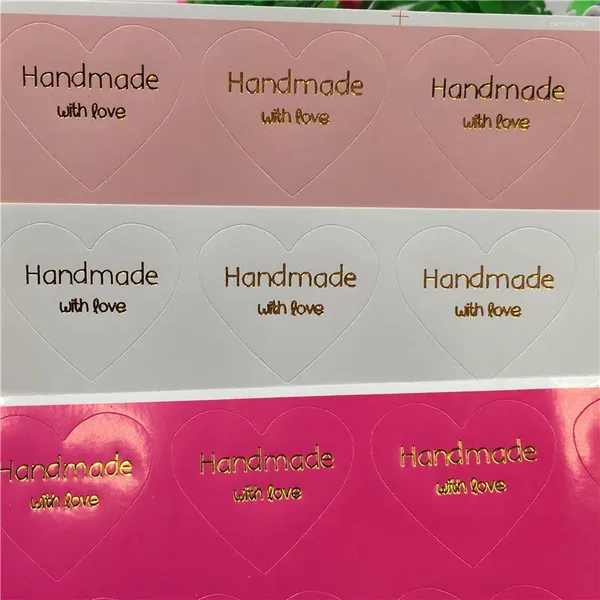 Partydekoration handgefertigt mit Liebe Herz Form süß für Festival Geburtstagstorte Geschenkpapier Aufkleber Selbstklebendes Ornament Label 1200pcs/Los