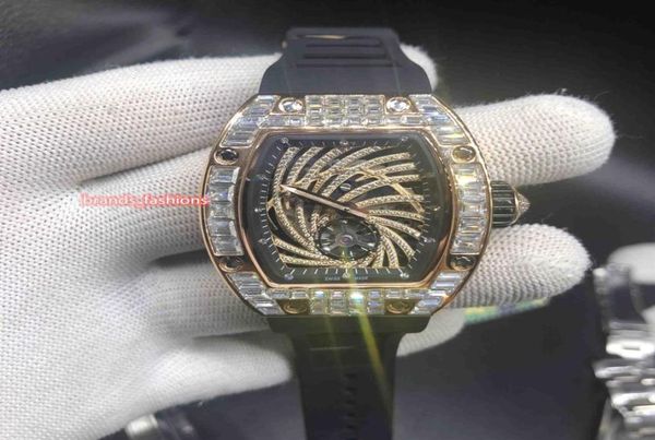 Удивительно спроектированные MEN039S Ледовые бриллианты, часы розового золота из нержавеющей стали.