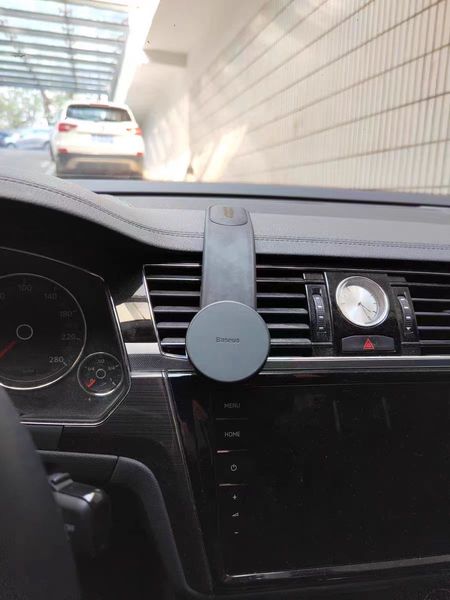 Магнитный держатель автомобильного телефона Universal Car Phone Stand для iPhone xiaomi Huawei Samsung Dashboar