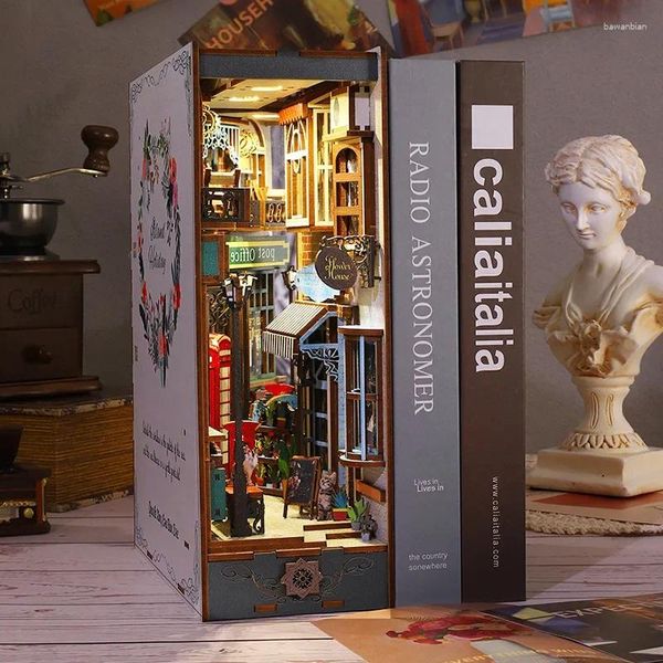 Dekorative Figuren DIY Holzbuch Nook Regal Insert Gebäude Kits Miniatur Island Holiday Bookenden Puppenhäuser Bücherregal Handgemacht für