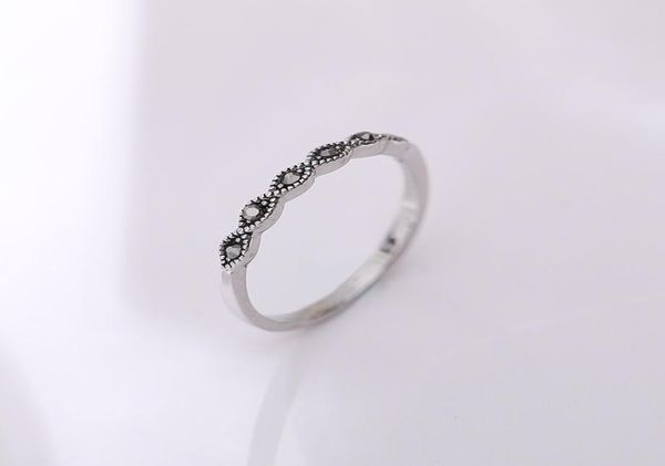Großhandel 925 Silber Simple Diamond Ladies Retro Ring Fit Cubic Jubiläum Schmuck für Frauen Weihnachtsgeschenk4600538