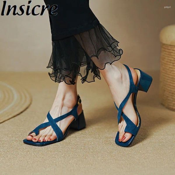 Kleiderschuhe Inssicre 2024 Ankunft Schaf Wildleder Sommer dunkelblau Square Zehen Frau Sandalen Dicke Mid -Heels Schnalle Schuhe täglich