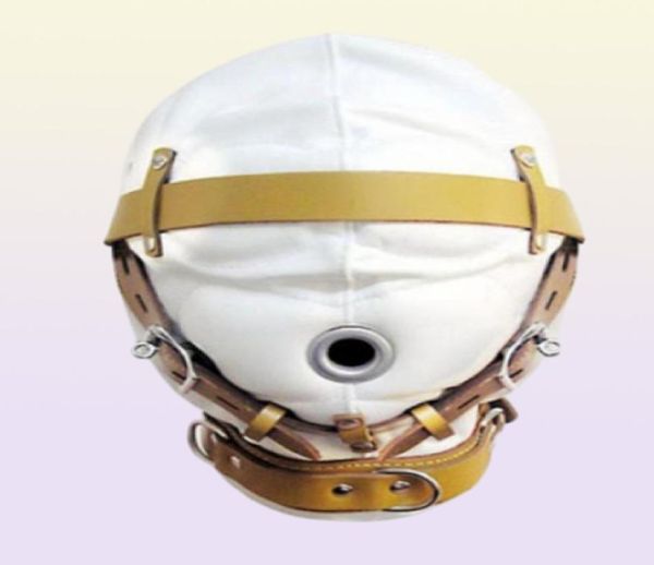 White Bondage Hood Deprivation Leder -Mündungsmaske zum Hören von Rückhaltekupplungen. Neues Design BDSM Gear Gimp gepolsterte abschließbare Gurte B038240757