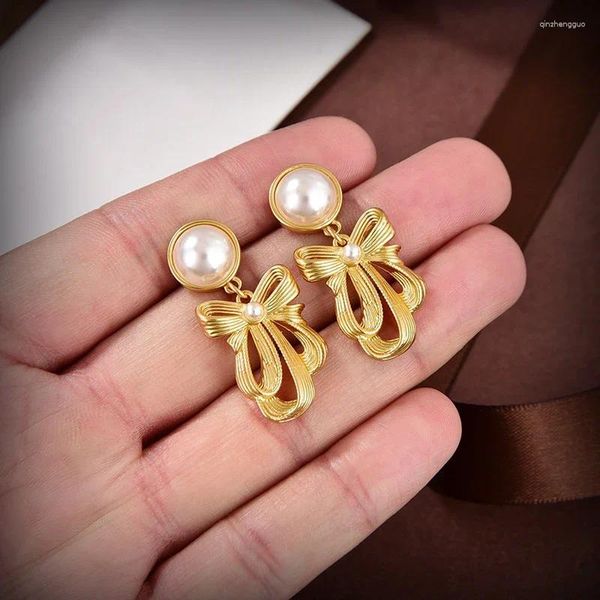 Gestüt Ohrringe für Frauen Perle Geometrie verkaufen Artikel Schmuck in Ohrstiften itams