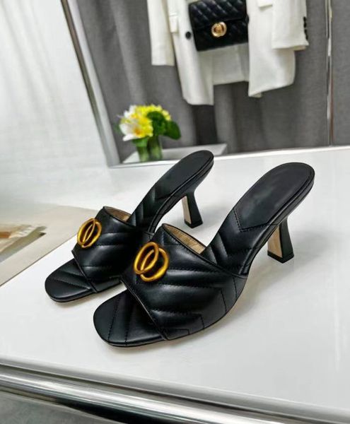 2024 Designer Sandals Teli scorrevoli Sandali da donna di alta qualità Designer di tacchi alti G in pelle di metallo Sandali di lusso per donne 35-42 con scatola e borsa