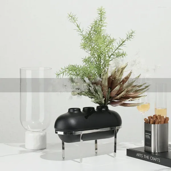 Vasen moderne geometrische poröse kreative U -Boot -Formvorrichtung mit Metallhalterung Schlafzimmer Wohnzimmer Blume Arrangement Desktop Vase