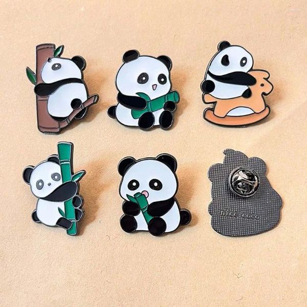 Broşlar mücevher aksesuarları panda broş hayvan şekli moda karikatür rozet elbise pantolon ceket kazak dekoratif