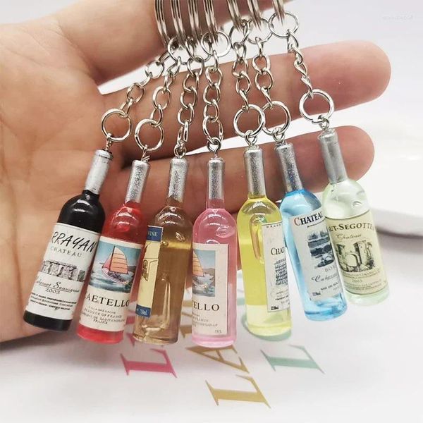 Keychains kreative Weinflasche Anhänger Schlüsselbund Frauen Männer Süßes Acrylbier Schlüsselketten Keyrings Accessoires Bar Souvenirs Geschenk