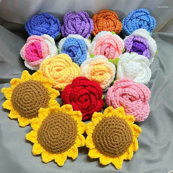Dekorative Blumen 1pc Häketeed Blumenkopf Handgestrickte Sonnenblume Rose für DIY Haarnadelbeutel Hüte Kleidungsstück Handwerk Dekor fälschlich