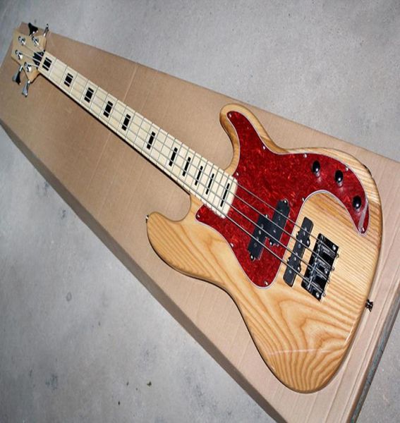 Fabrik benutzerdefinierte natürliche Holzfarbe Elektrische Bassgitarre mit 4 Stringash Bodyred Pickguardmaple Fingerboard - Customized6520058