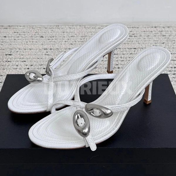 Hausschuhe weibliche Sommerrunde Kopf Peep Zehen Schlangenhaut Material Cross Gürtel Design Noble Luxus Damen Heimschuhe