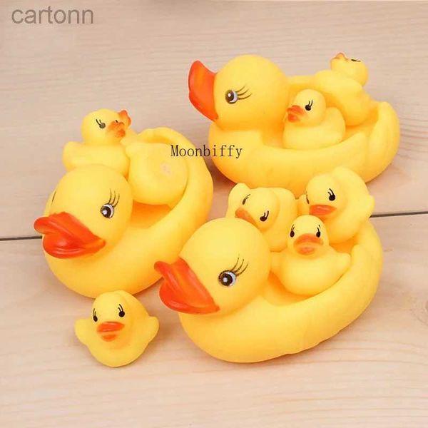 Bath Toys Squeezing Call Race Race Squeaky Ducks Ducky Baby Bath Batê Favores de Aniversário