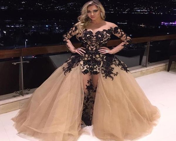 Sexy durchsichtige Kleider Abendkleidung mit langen Ärmeln schwarze Spitzen -Applikationen Riched Champagner Tüll Plus Size Zuhair Murad Formal 1316341