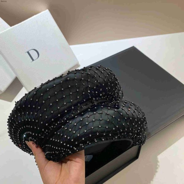 Beretti Mesh Diamond Full Diamonds Cappello Beretto di lusso Rhinestone Cappelli da pittore francese Cappello di zucca Cappello All-Month Berretti femminili Capsl240413