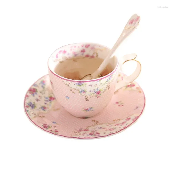Tassen Untertassen Europäischer Stil Pastoral Bone China Office Tee Tasse mit Untertassen Set Rose Ceramic Water Becher Fortgeschrittene Porzellan Kaffee Getränkware