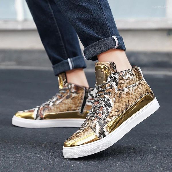 Lässige Schuhe Ankunft goldene Männer vulkanisierte Schlangenleder High Top Flat-Schlupf-Skateboard für Mann Zapatillas Hombre