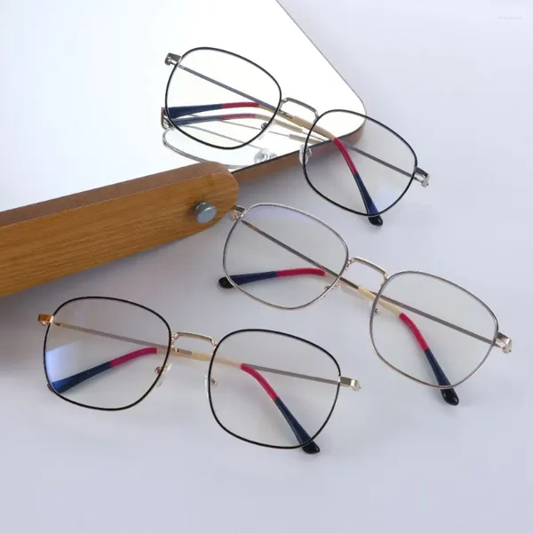 Sonnenbrille leichte Metallrahmen optische Brillen Ultraleichte Korean Computer Eyewear Square Clear Linsen Gläser Frauen lesen Brillen mit Brillen