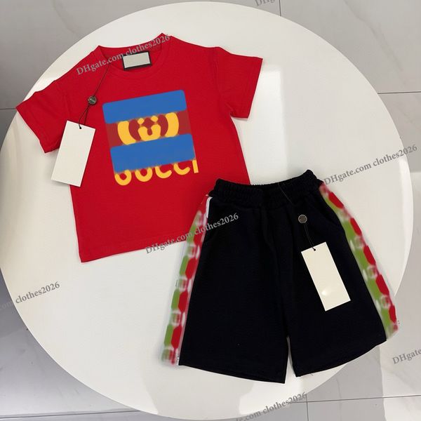 Kids Clothing Sets Boy Girl Baby Trails Anzug Anzug Briefe Druck 2PCS Luxus Designer T Shirt Short Hosen Anzüge Chidlren lässige Sportkleider Tops Mode T -Shirt