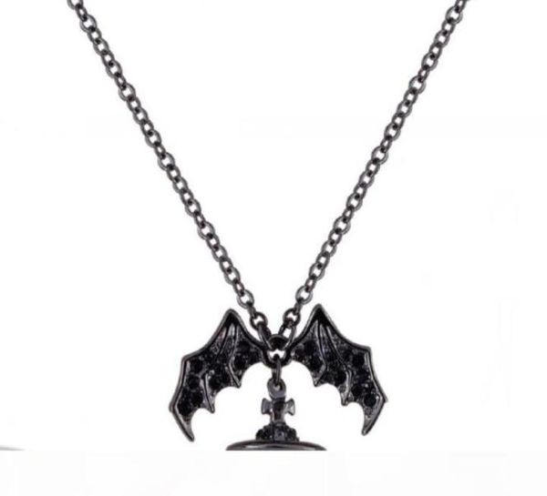 Queen Mother Demon Evil Titanio Black Wings Diamond Saturno Necklace Super Cool Punk Bat7889274