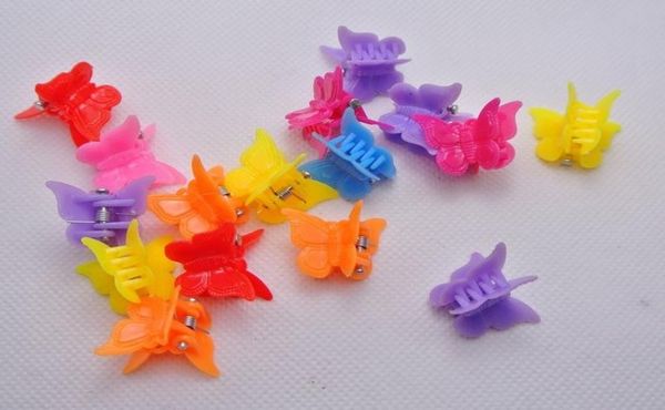 50pcs clipes de borboleta de cor mista para crianças Mini clipes de garras de cabelos de plástico para crianças Presente de crianças multicolor 18cm15cm7234920